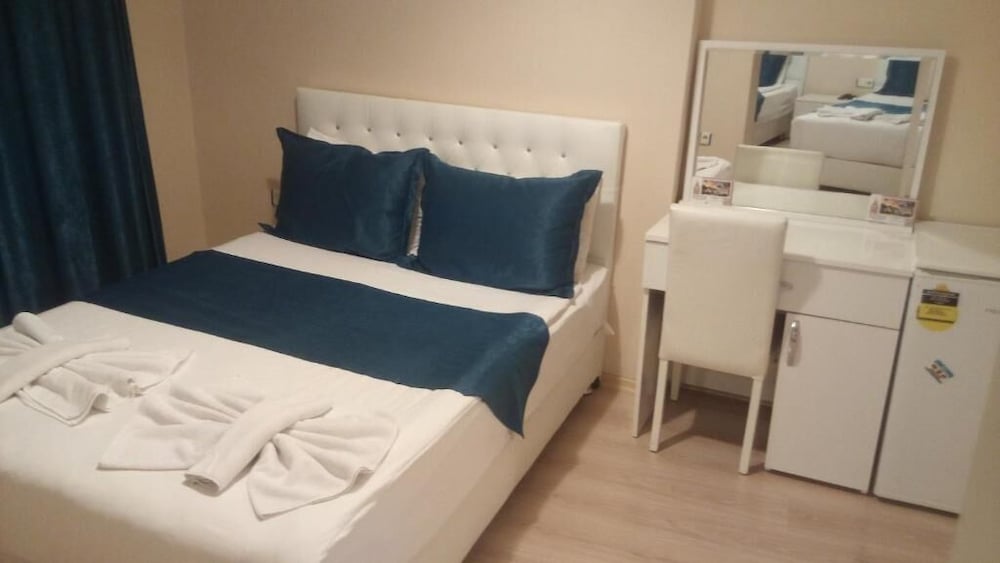 Reydel Hotel 17/72