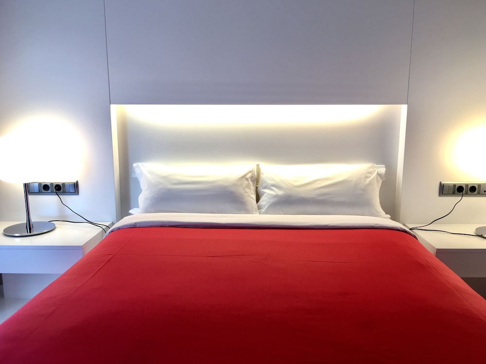 Maroa Hotel Ex Hotel America Vigo 12/48