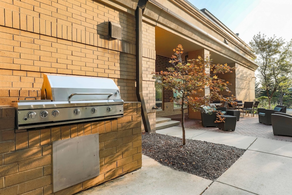 Residence Inn By Marriott Chicago Naperville Warrenville 4/24