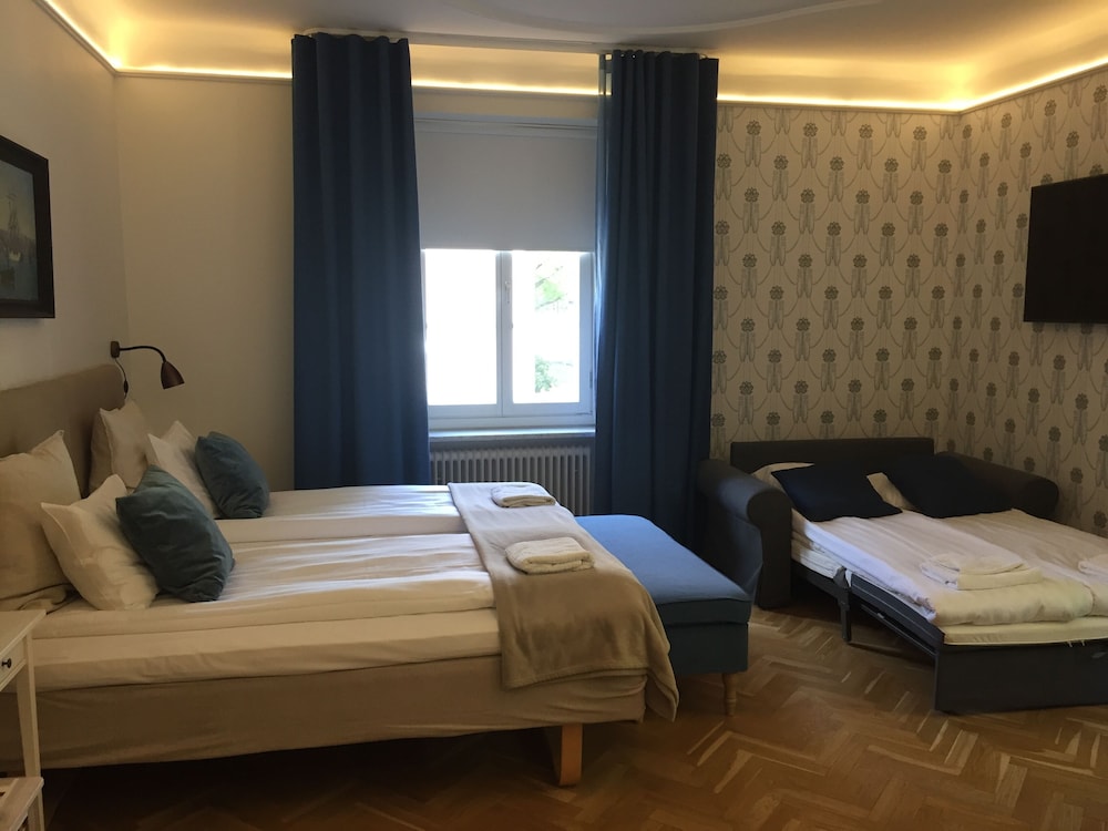 Södra Hotellet 7/50