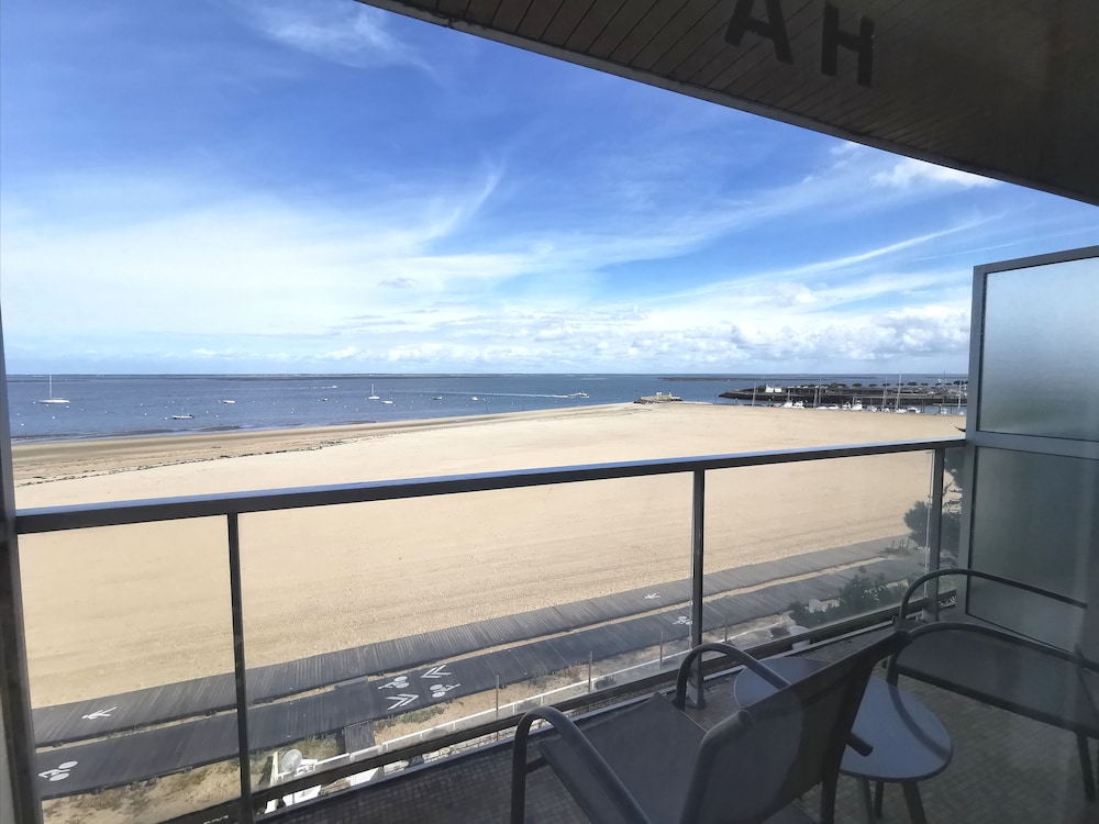 ARC HOTEL SUR MER 15/62