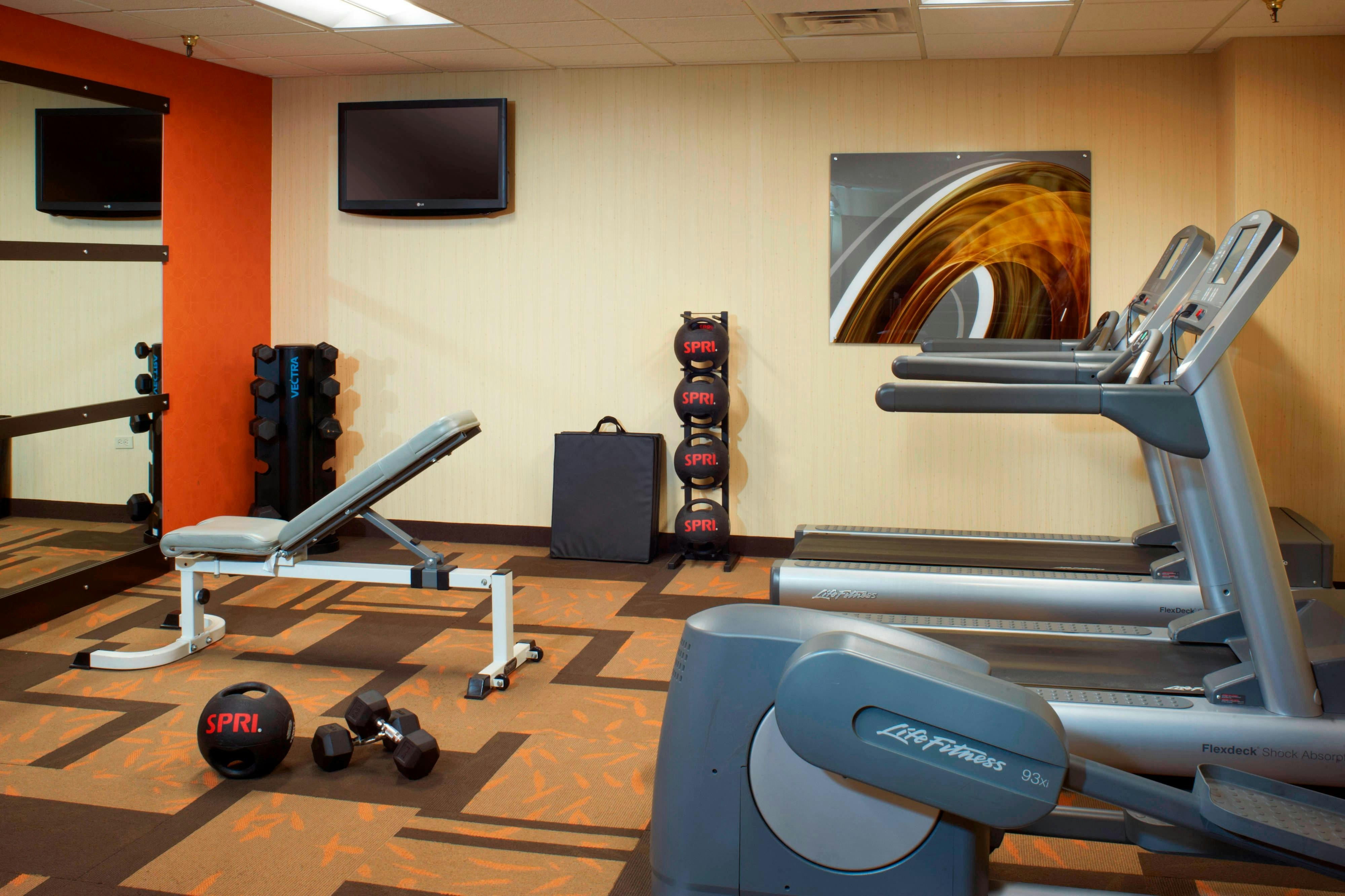 Courtyard by Marriott Chicago Deerfield 6/19