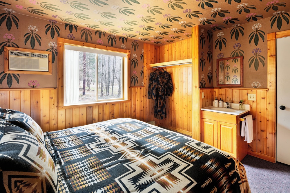 Urban Cowboy Lodge - Catskills 37/60