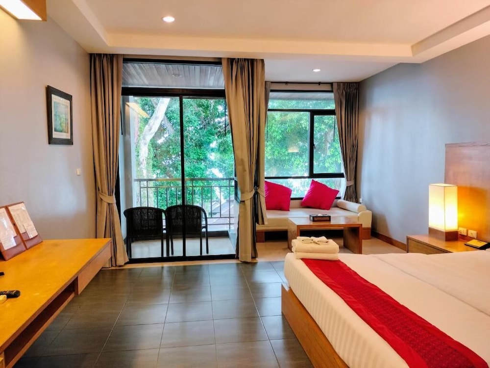 Chang Buri Resort And Spa 13/46
