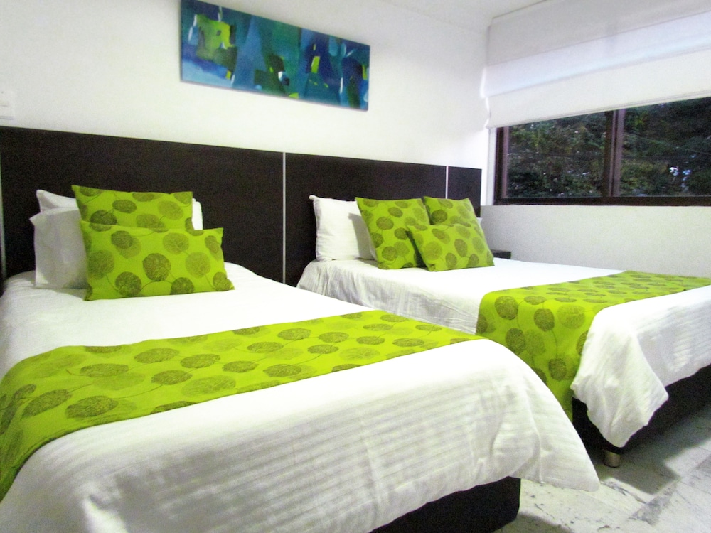 Montes de la Castellana Hotel Boutique 25/61