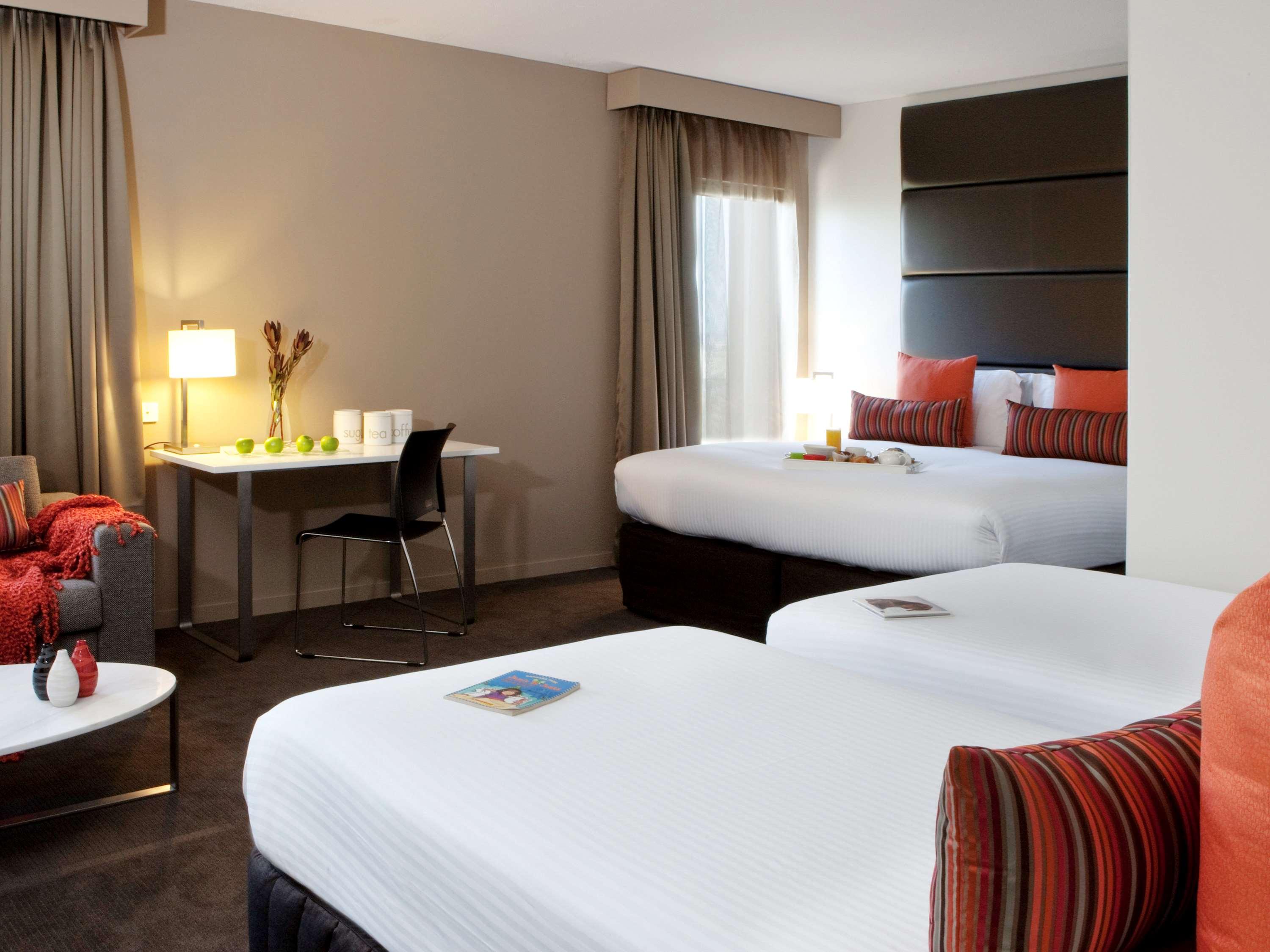 FAMILY, KING AND TWIN BEDS