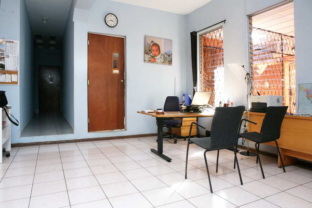 Hotel Valerie 4/46