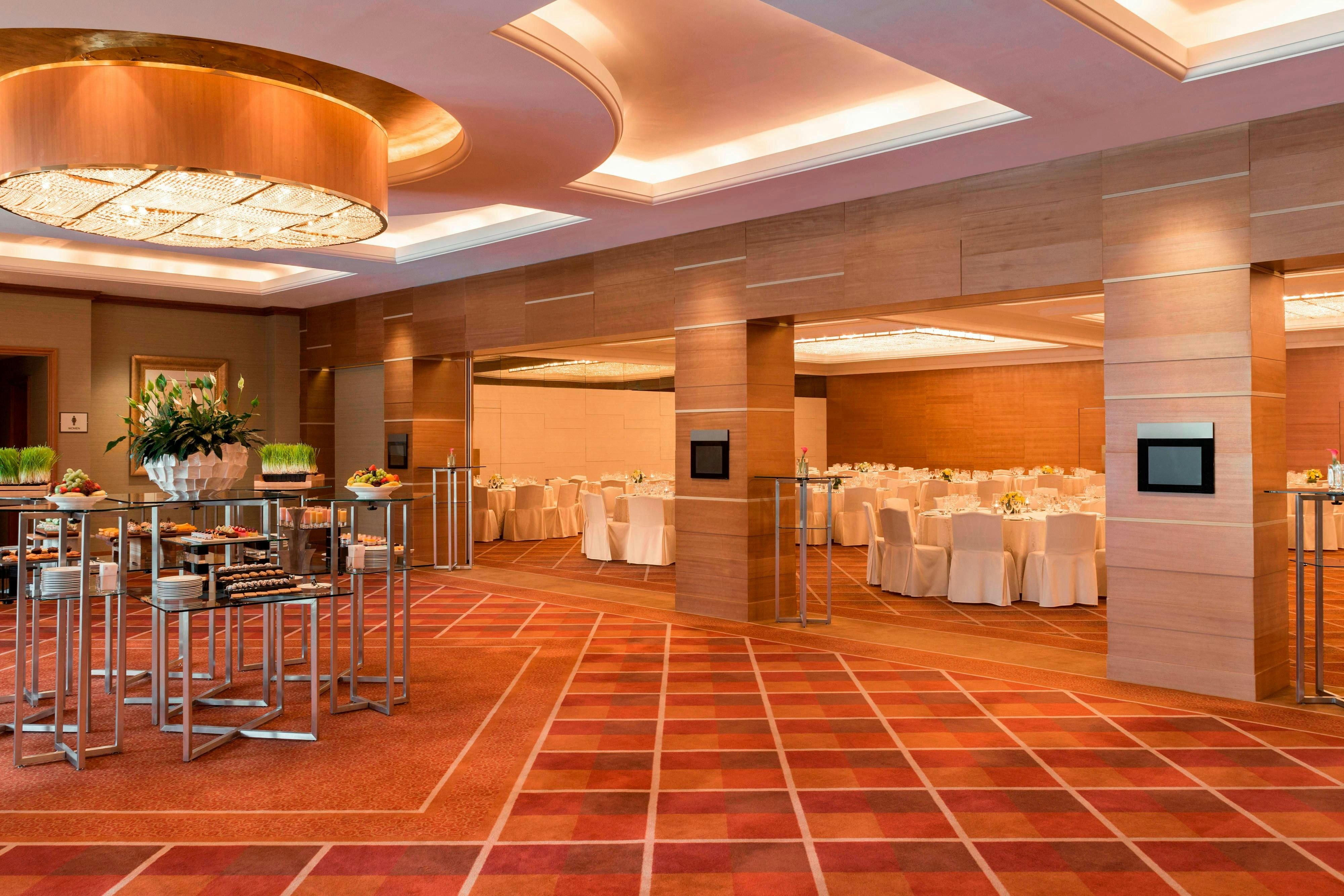 Sheraton Dubai Creek Hotel And Towers 23/37