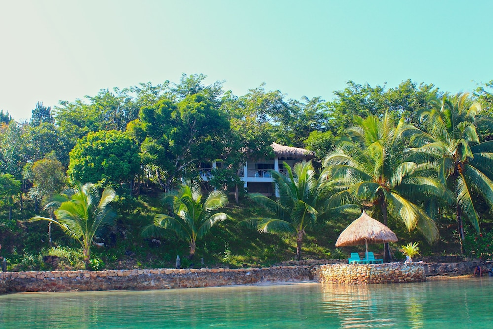 Chindonan Dive Resort 4/70