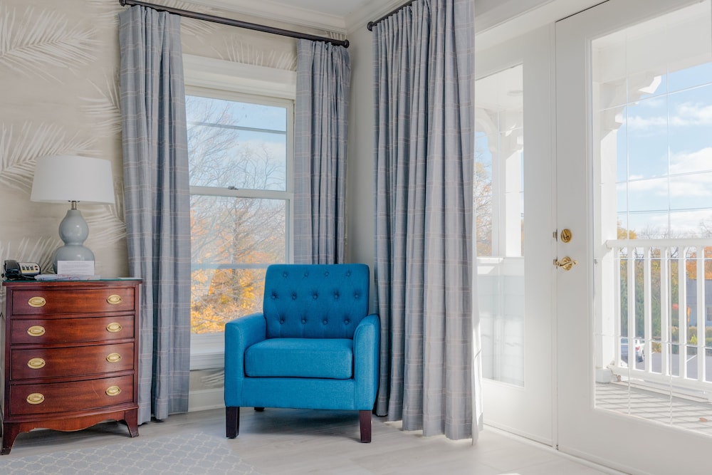 Geneva Inn 8/50