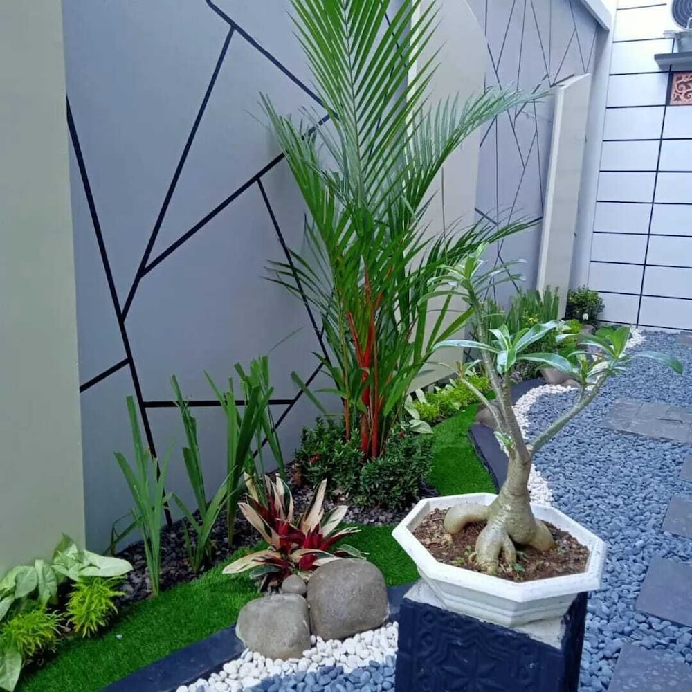 Alzara Hotel Syariah 33/38