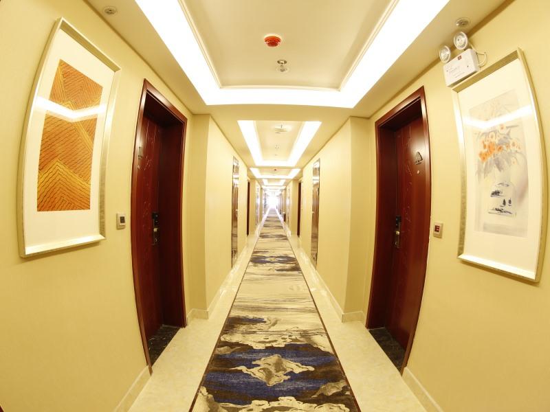 GreenTree Inn LanZhou YanBei Road United University Express Hotel 17/32