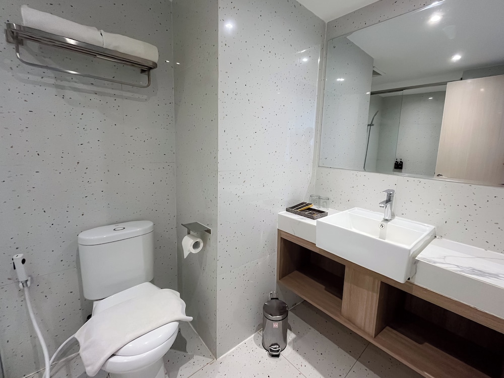 Gulala Azana Hotel and Resort Guci Tegal 50/50