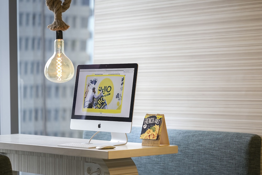 Yello Hotel Harmoni Jakarta 53/64