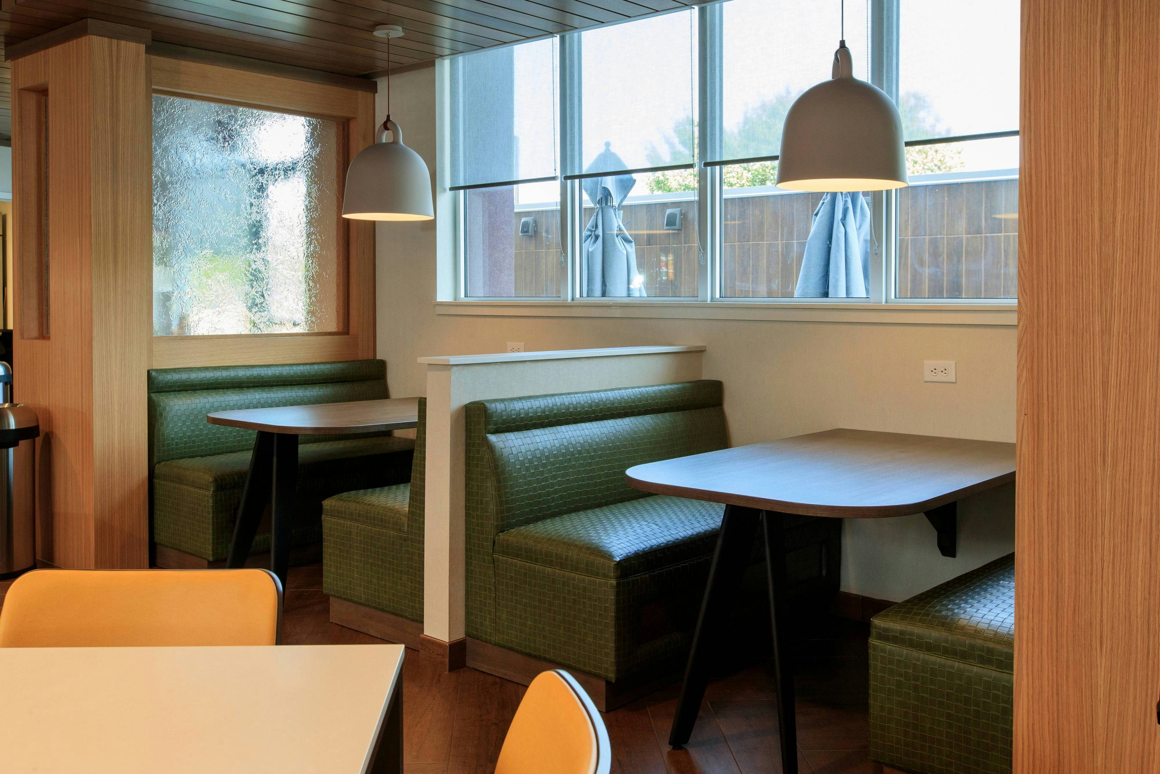 Fairfield Inn Suites Philadelphia Valley Forge Great Valley 47/60