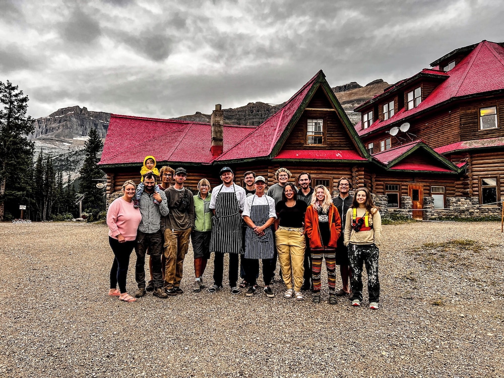 The Lodge at Bow Lake 43/49