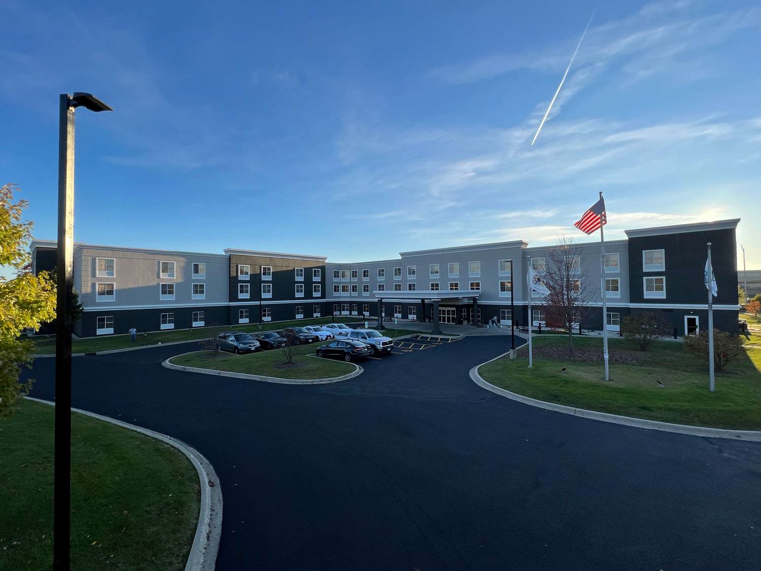 La Quinta Inn & Suites by Wyndham Bannockburn-Deerfield 53/56