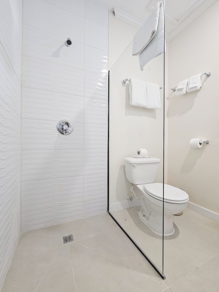 Bay Gardens Marina Haven 63/64