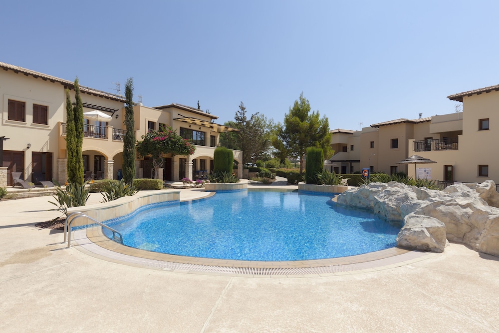 Aphrodite Hills Golf Spa Resort Residences Apartments 48/55