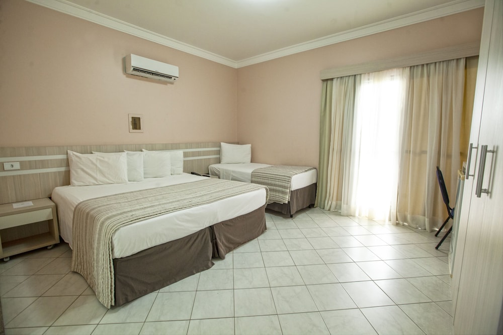 Del Canto Hotel 11/62