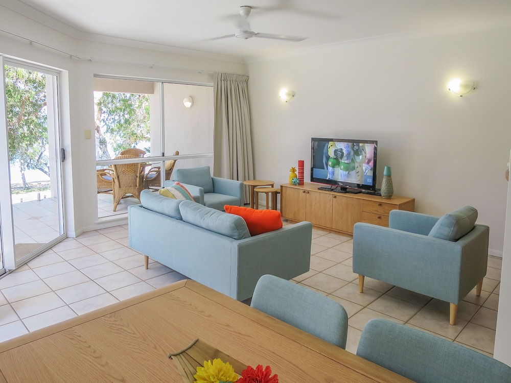 Marlin Waters Beachfront Apartments 73/100