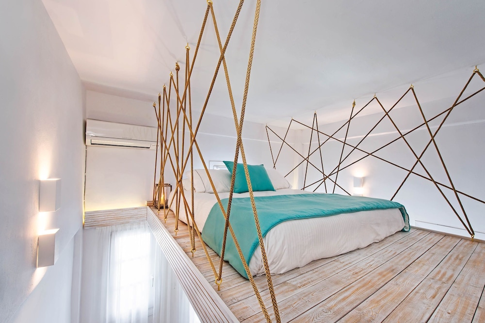 Athina Luxury Suites 30/62