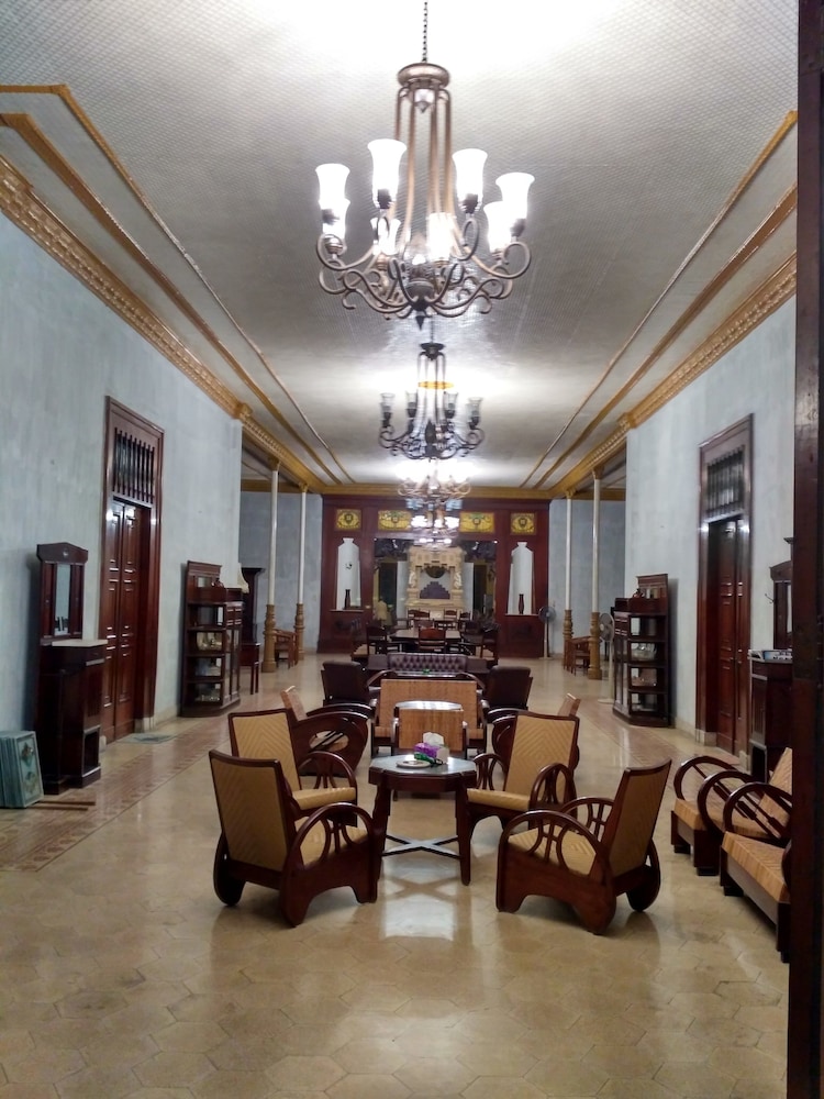 Daroessalam Hotel 22/49