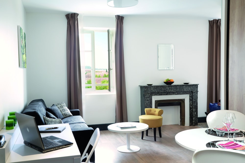 Appart City Collection Nimes Arenes 66/85