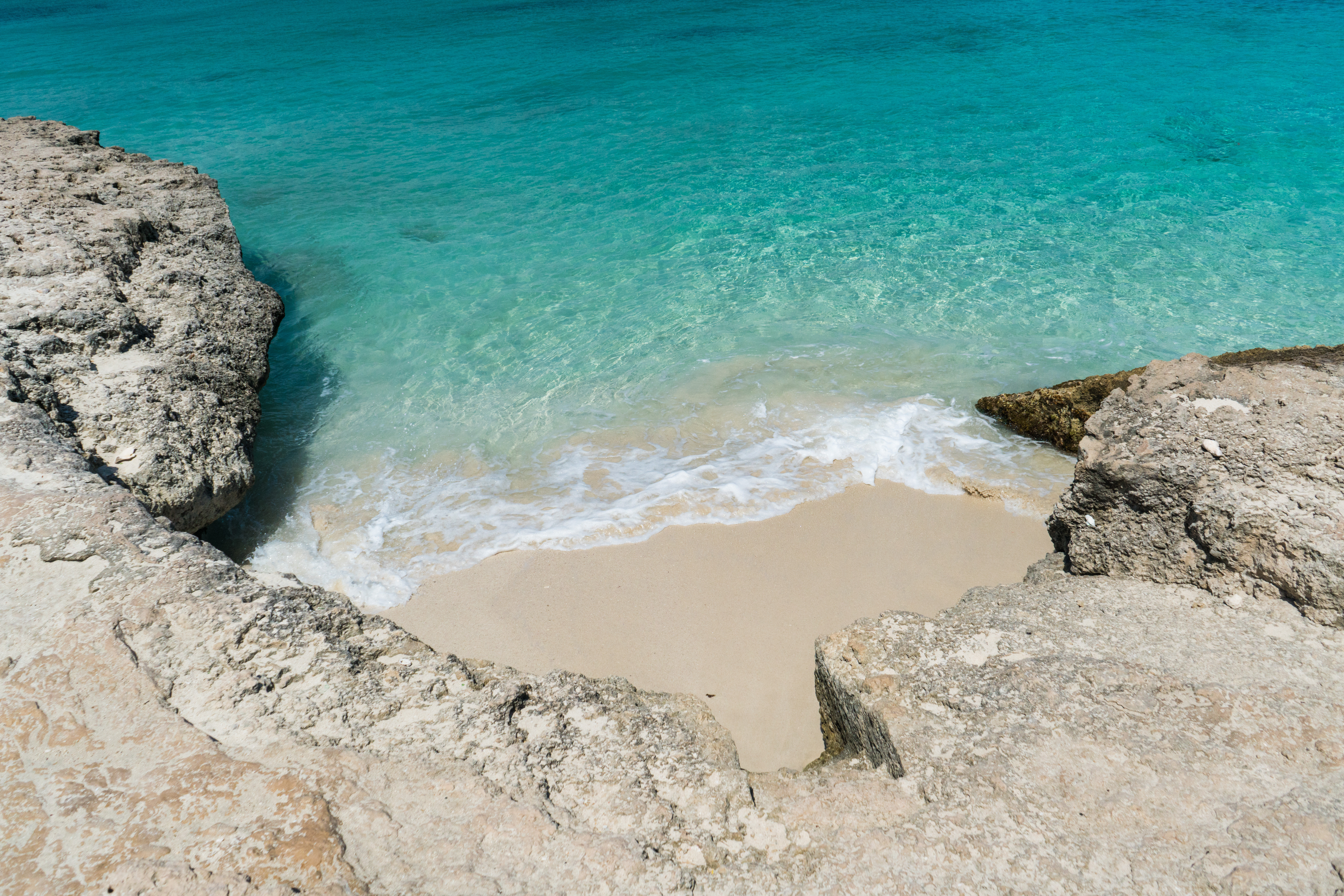 Voco Surfside Aruba by IHG 85/90
