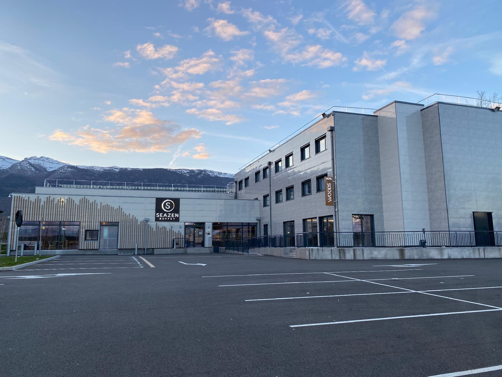 Woods Hotel Geneve-Thoiry 27/28