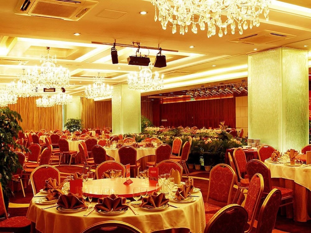 Beijing Guangming Hotel 30/39