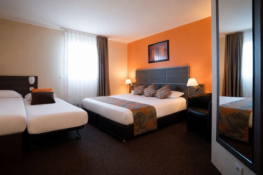 Hotel the Originals Saint Etienne Aeroport Actuel 29/61