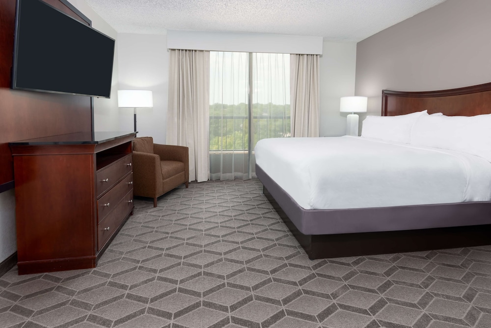 Embassy Suites By Hilton Dallas Park Central Area 10/45