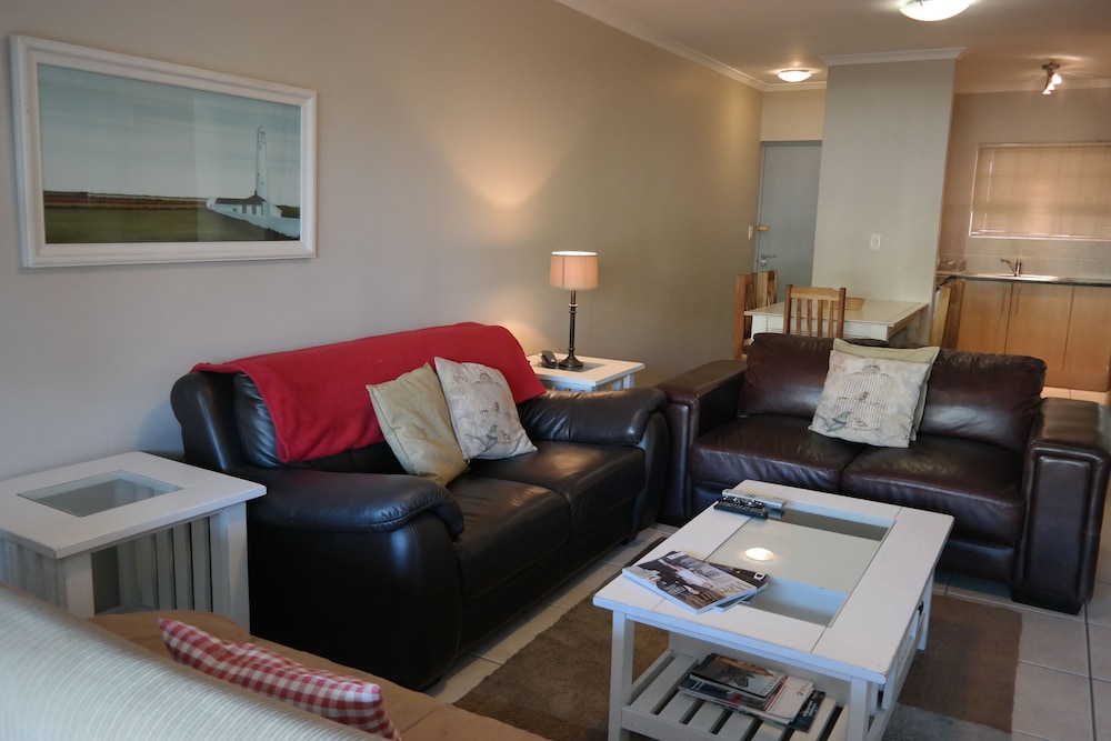 Bougain Villas Apartments 15/26