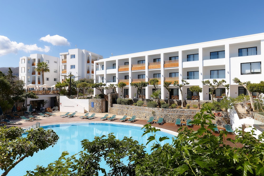 Arminda Hotel & SPA 74/76