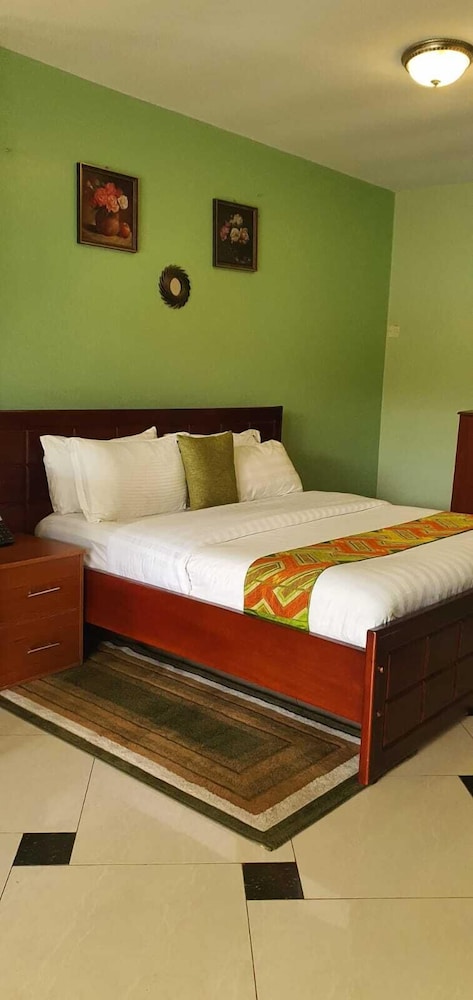 Las Vegas Garden Hotel 20/50