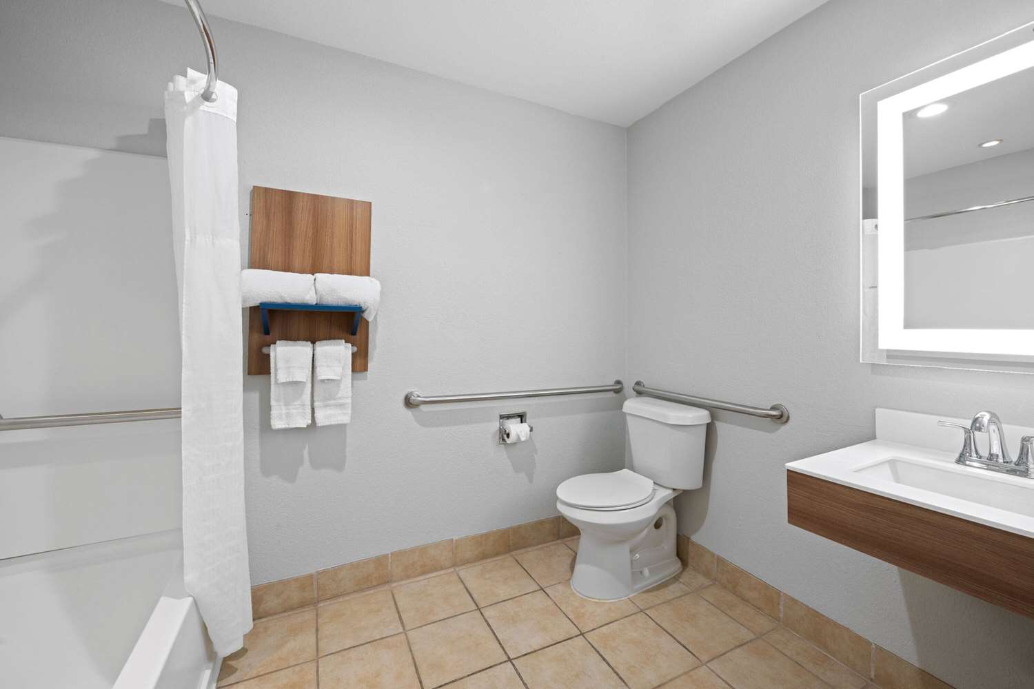 Microtel Inn & Suites by Wyndham Houma 31/33