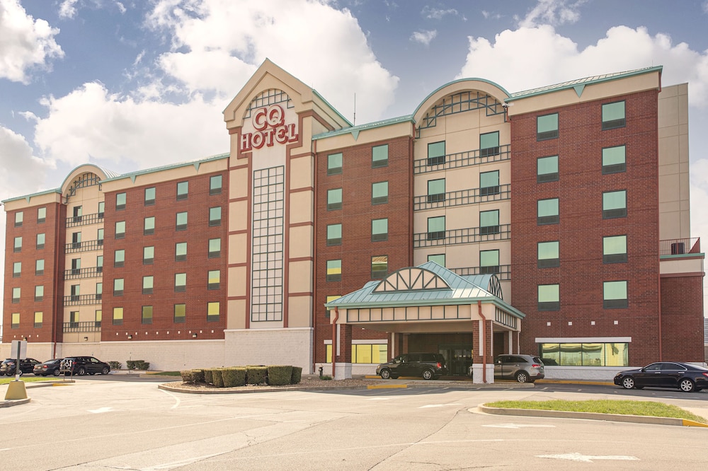 Casino Queen Hotel 5/50
