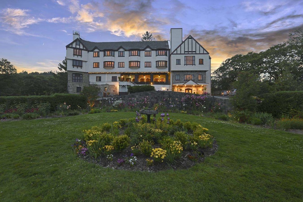 Benbow Historic Inn 1/70