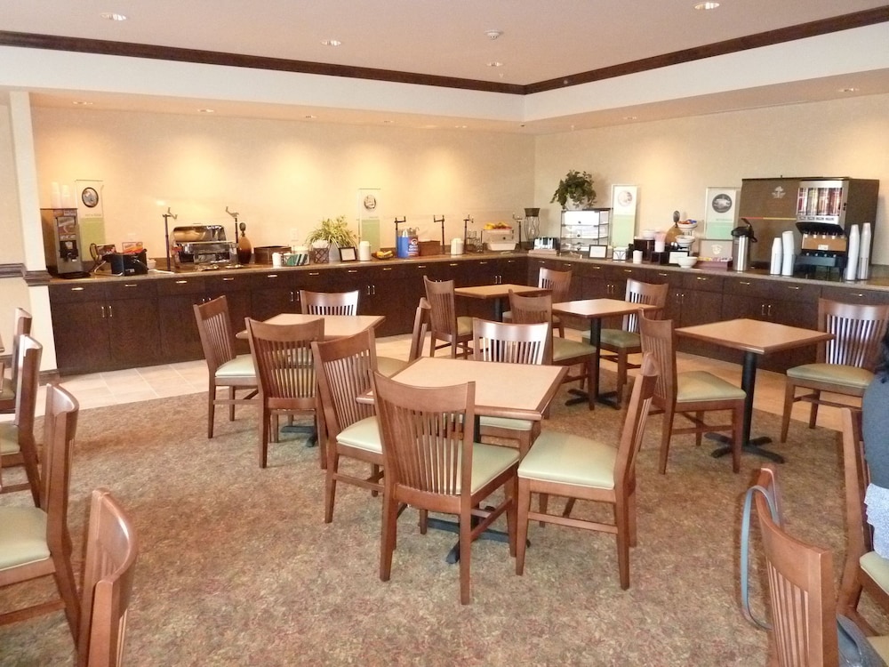 Comfort Inn & Suites Concord (Kannapolis) 29/51