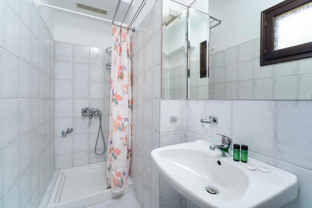 Kamelia Hotel 45/50