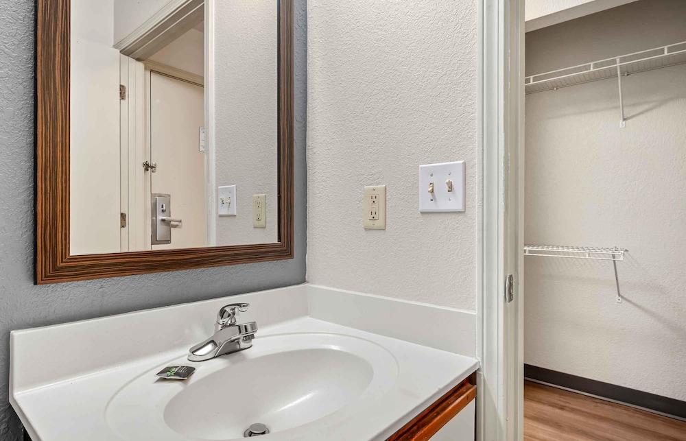 Extended Stay America - Fort Wayne - North 48/50