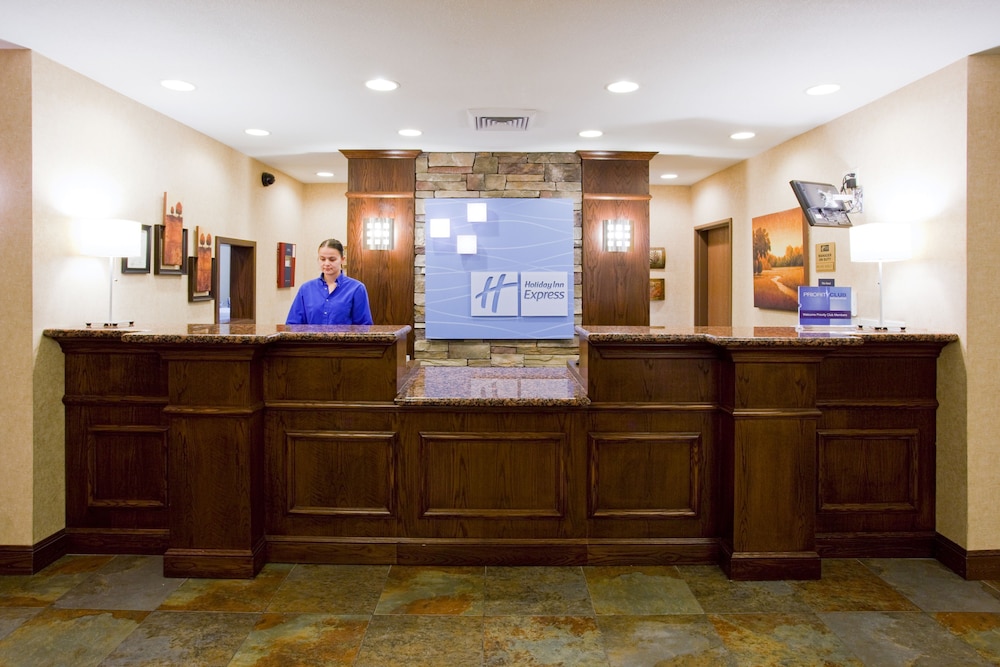 Holiday Inn Express Hotel Suites Salt Lake City Airport East 9/52