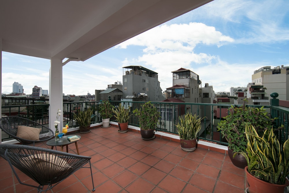 Hong Ngoc Dynastie Hotel 44/74