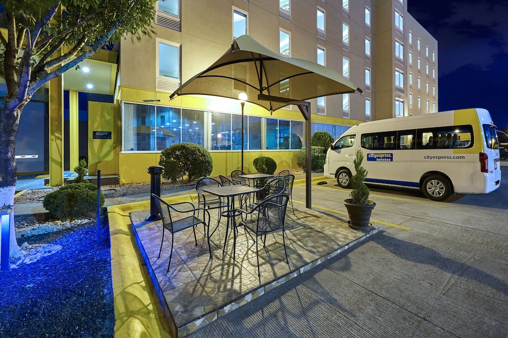 City Express by Marriott Ciudad Juarez 42/46