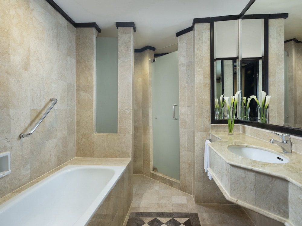 Hotel Ciputra Semarang managed by Swiss-Belhotel International 11/58