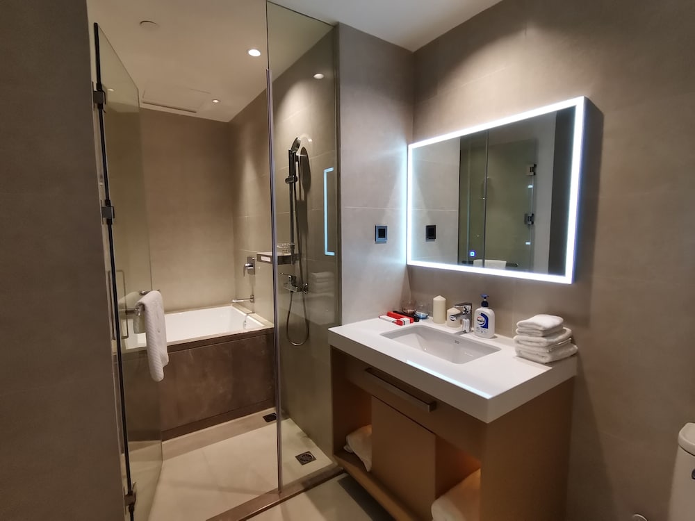 KEYPAI HOTEL (Baoneng Guangzhou Arena) 45/50