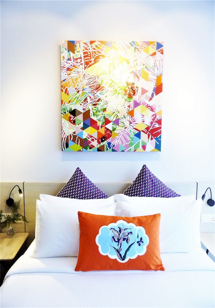 The Canvas Hotel 41/42