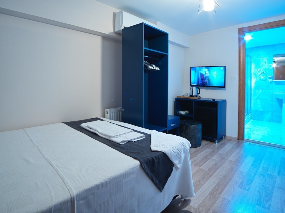 Mini Suite Otel 10/50