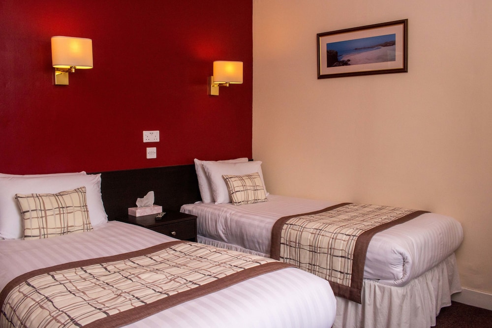 Room at Kings Arms Hotel Skye, Kyleakin